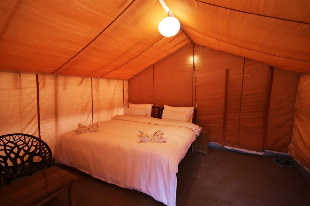 Camp Redstart 호텔 레 외부 사진